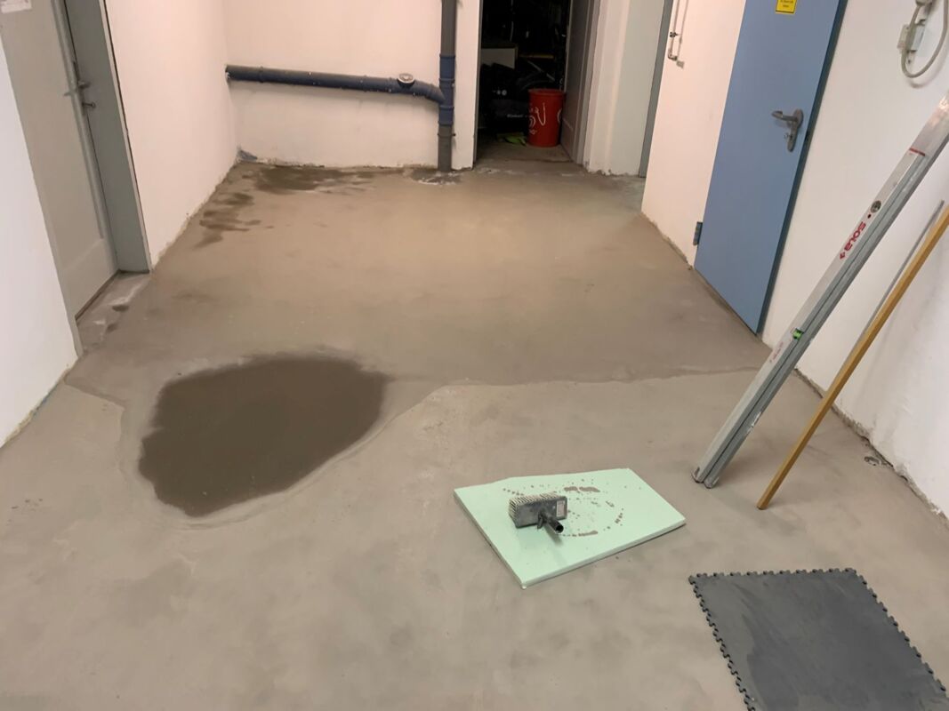 PVC Fliesen als Kellerboden - easyfloor